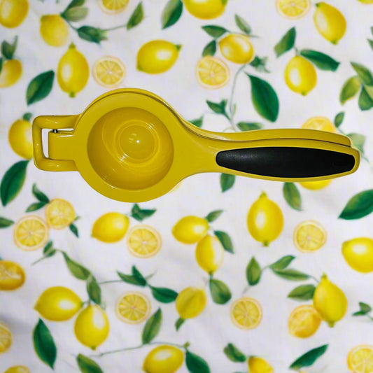 OXO GOOD GRIPS CITRUS SQUEEZER 1057962
