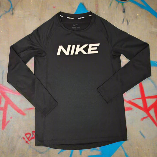 NIKE BOYS PRO Dri-Fit  LONG SLEEVE TRAINING TEE Size XS DM8529 (LOC5)