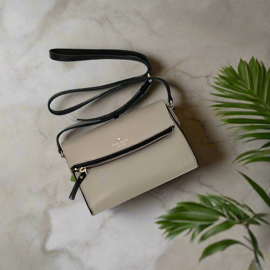 KATE SPADE COBBLE HILL CROSSBODY – CLOCKWORK/BLACK (LOC20)