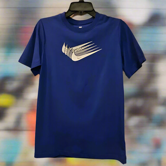 NIKE KIDS 5 SWOOSH TSHIRT Size XL DO1824    (LOC5)